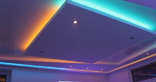 Натяжной потолок с подсветкой Прохладный, цена от 2210 руб.